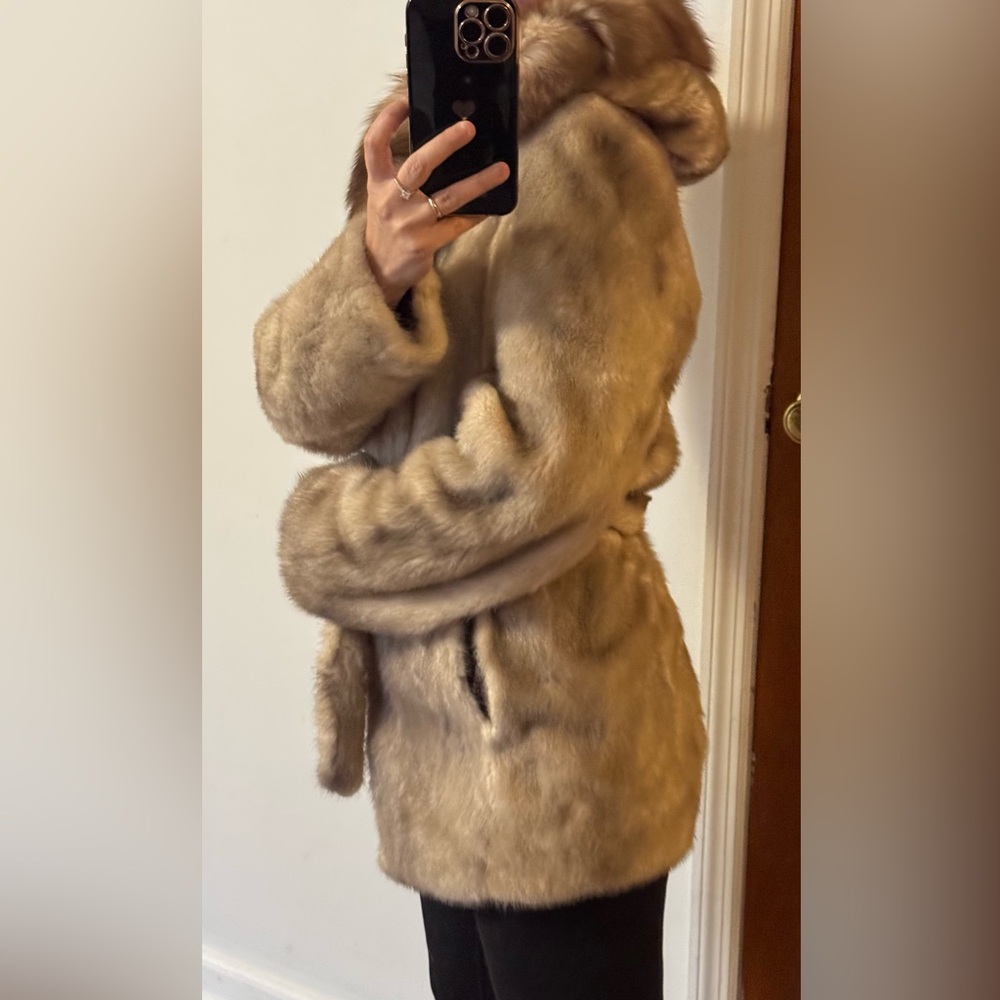 Luxurious Italian Baluchi Tan Mink and sable fur hood jacket coat - Picture 10 of 17